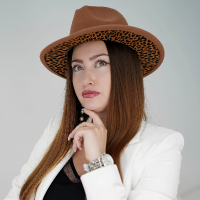 Юлия Калмыкова